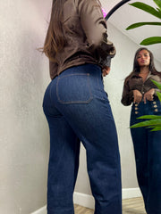 Denim jeans con Detalles en botones