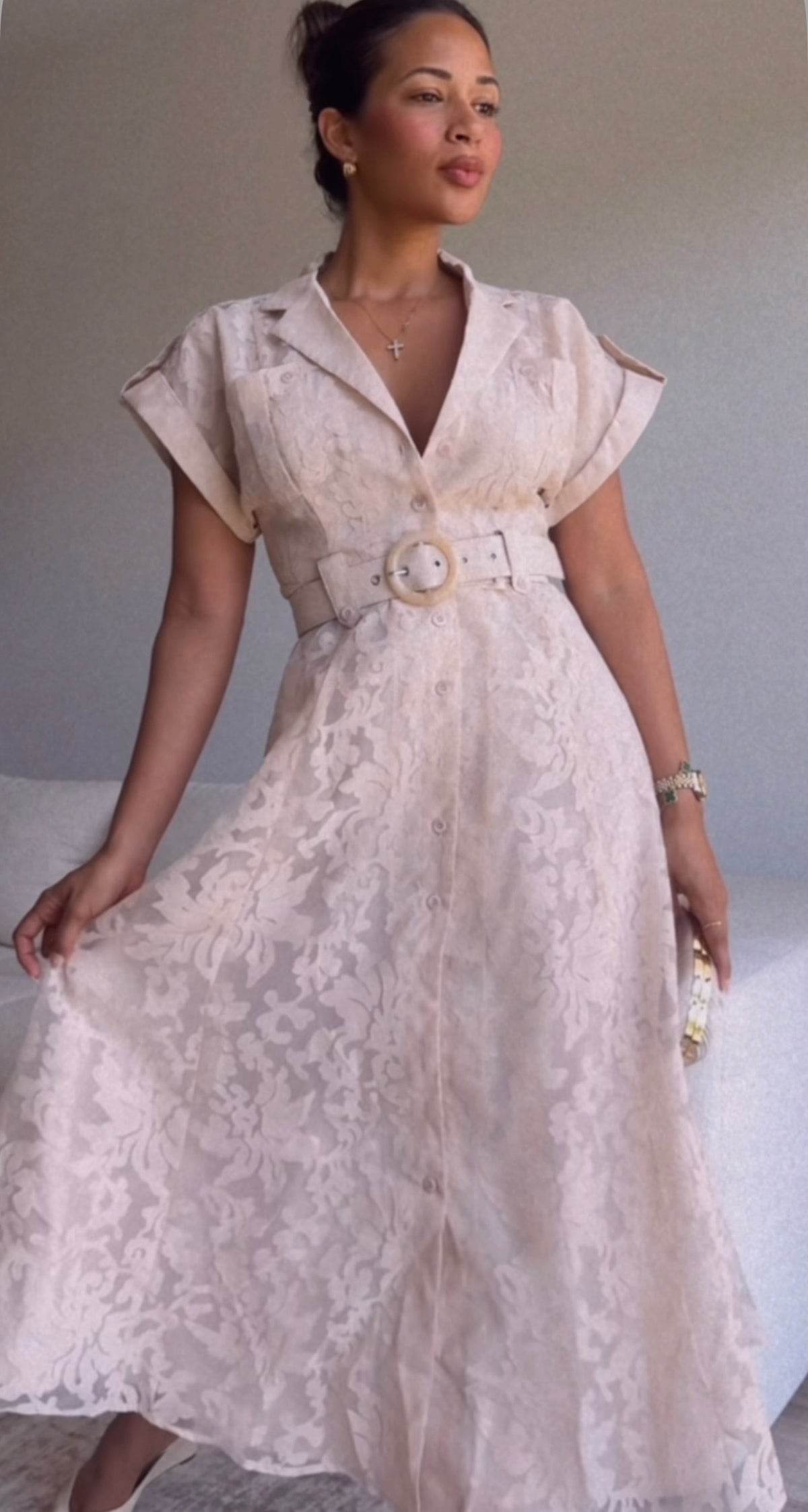 Élodie Lace Midi Dress