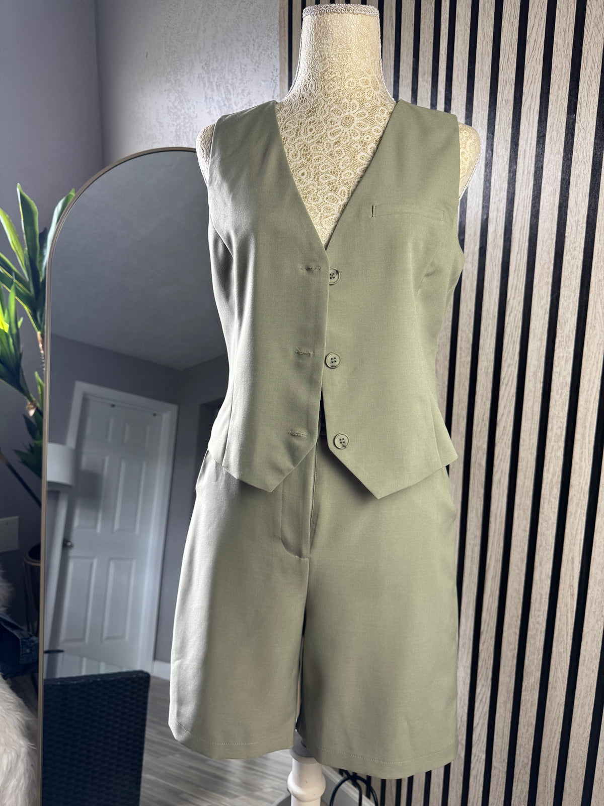 Vest Top olive